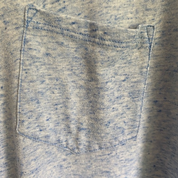 Women's Medium H&M Divided Basic Short Sleeve Blue Speckled Pocket T-Shirt - Picture 4 of 4